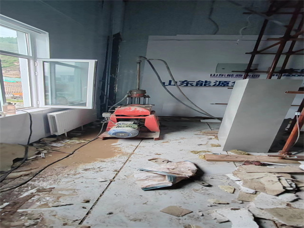 蔡甸地基基础下沉墙体裂缝加固注浆顶升施工